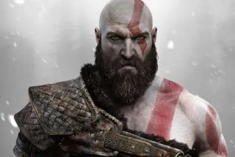 Kratos, bóg wojny z greckiej mitologii, z groźnym spojrzeniem i charakterystycznym czerwonym znakiem na twarzy.
