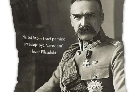 Piłsudski o narodzie: Cytat, który zmienia spojrzenie na historię