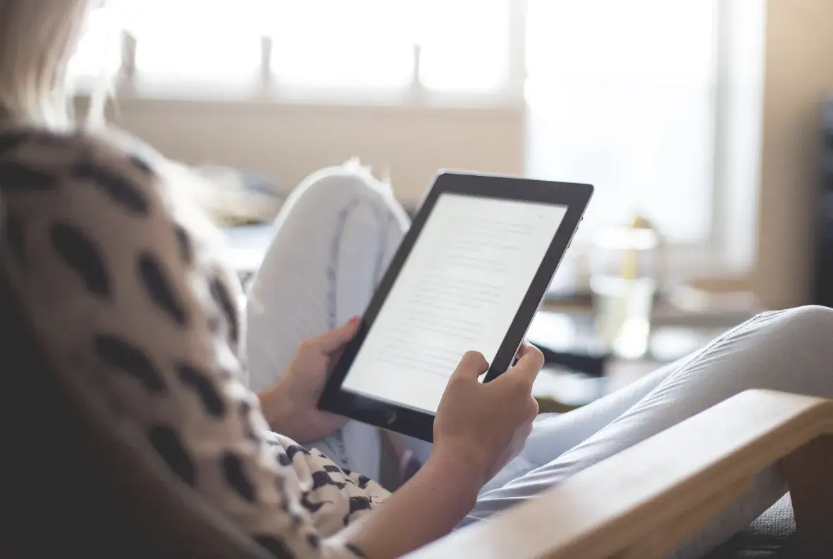 10 najlepszych polskich e-booków w 2025 roku: lista, której nie możesz pominąć